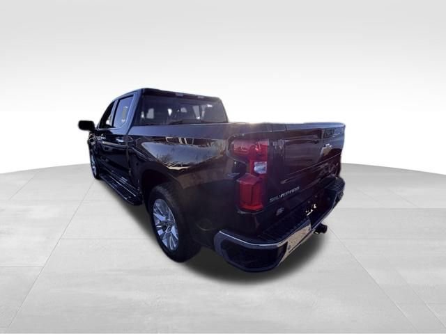 2021 Chevrolet Silverado 1500 LTZ photo 2