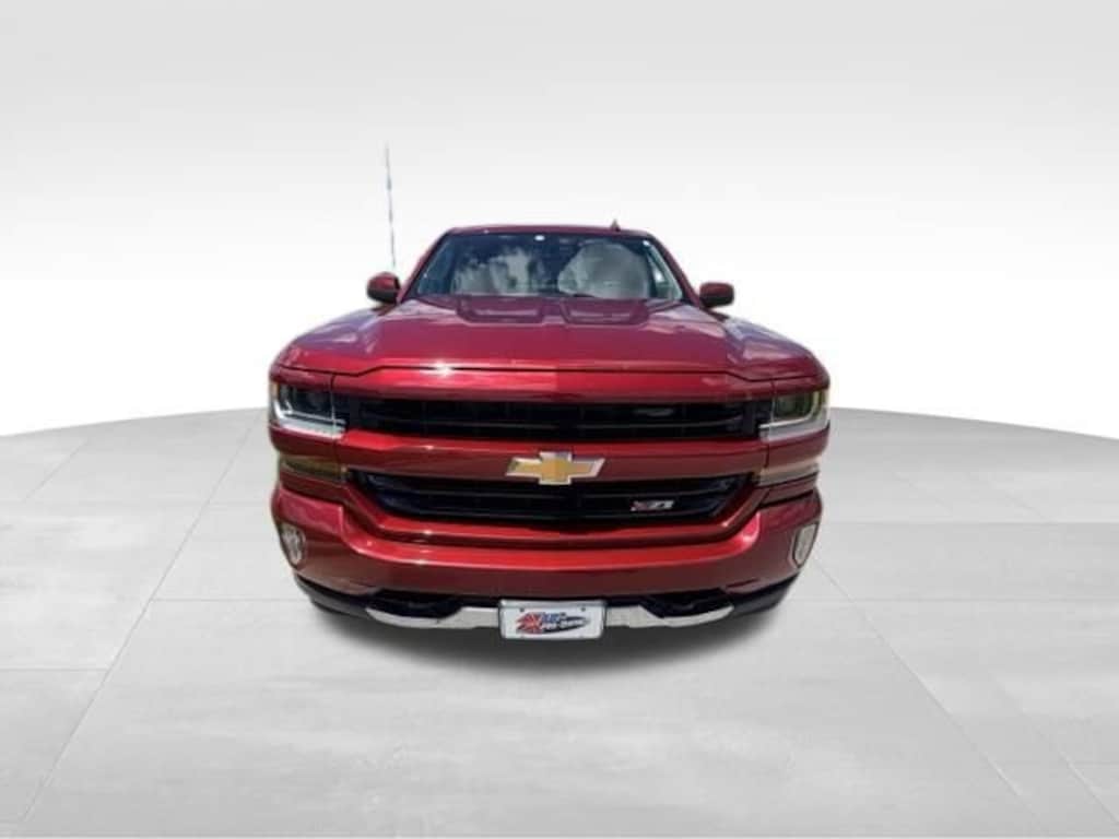 Used 2018 Chevrolet Silverado 1500 LT Truck Crew Cab