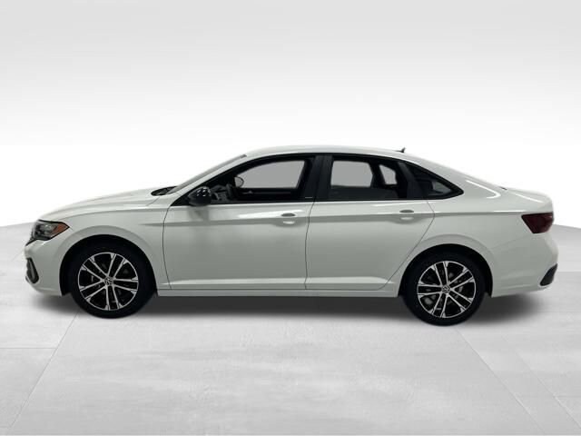2024 Volkswagen Jetta 1.5T Sport photo 2