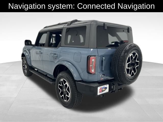 2023 Ford Bronco Outer Banks photo 2