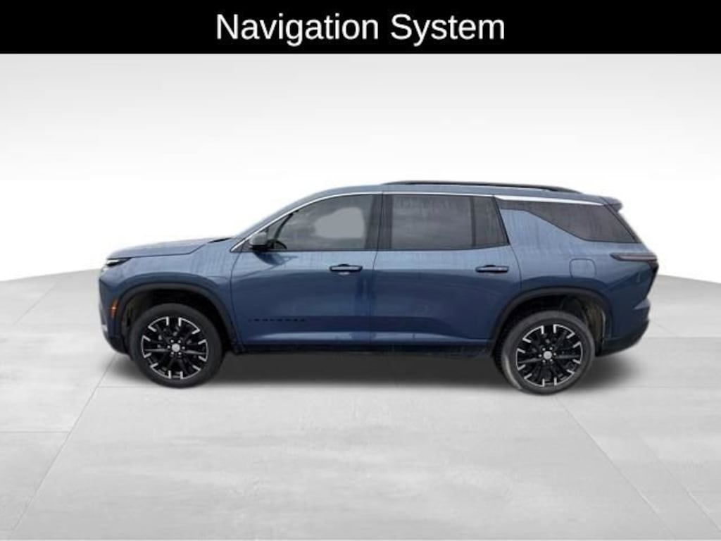 Used 2025 Chevrolet Traverse LT SUV