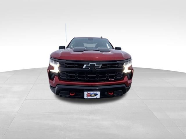 2024 Chevrolet Silverado 1500 LT Trail Boss photo 2