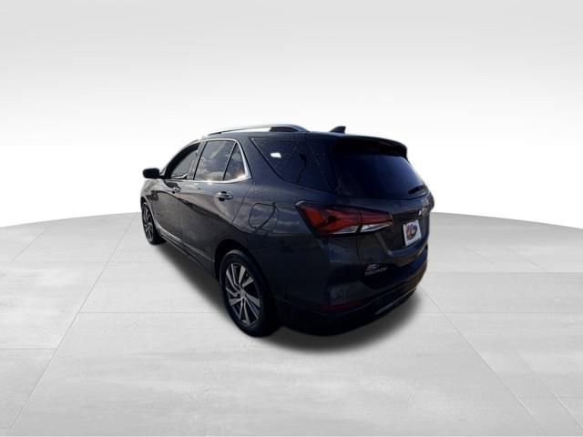 2022 Chevrolet Equinox Premier photo 2