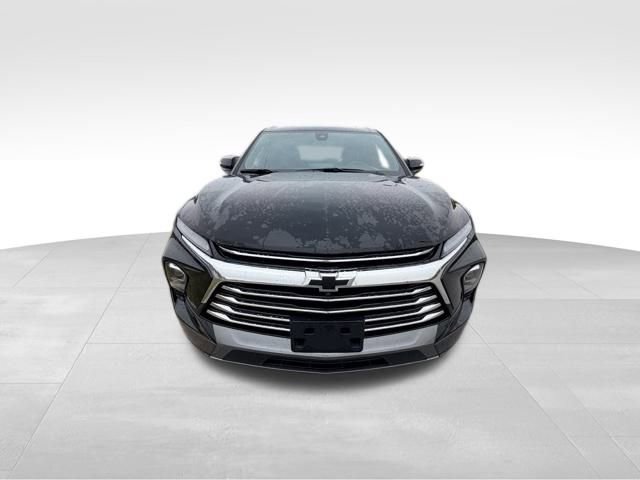 2023 Chevrolet Blazer Premier photo 2