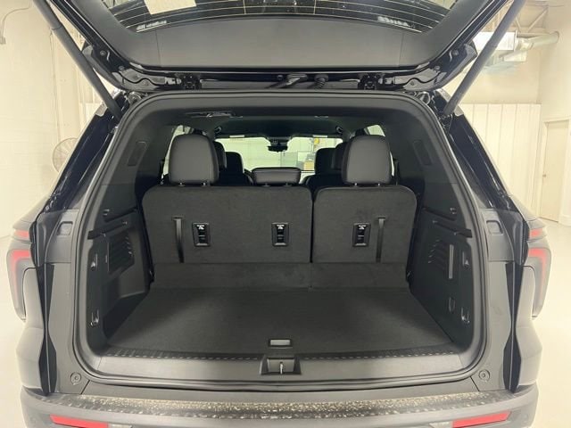 2026 Chevrolet Traverse LT - Photo 18