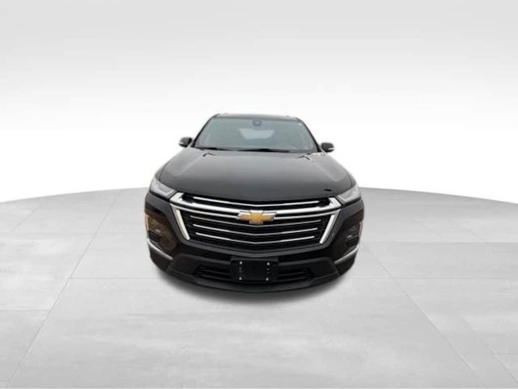 Used 2023 Chevrolet Traverse LT Leather SUV