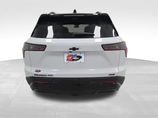 2026 Chevrolet Equinox RS photo 2