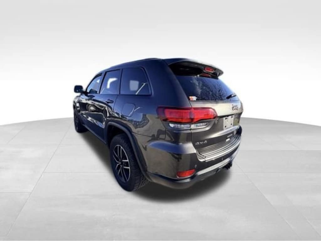 Used 2021 Jeep Grand Cherokee Trailhawk