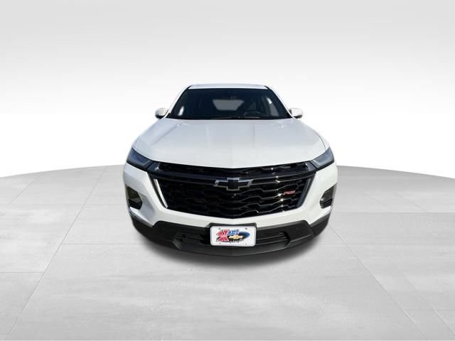 2023 Chevrolet Traverse RS photo 2