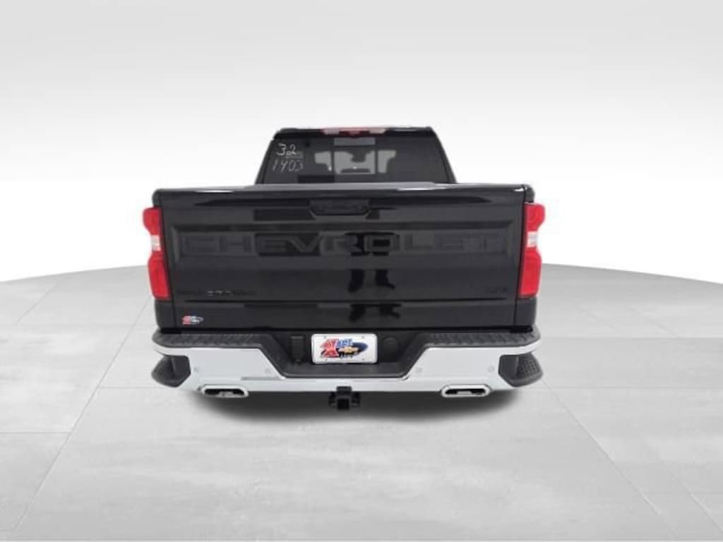 New 2026 Chevrolet Silverado 1500 LTZ Truck Crew Cab