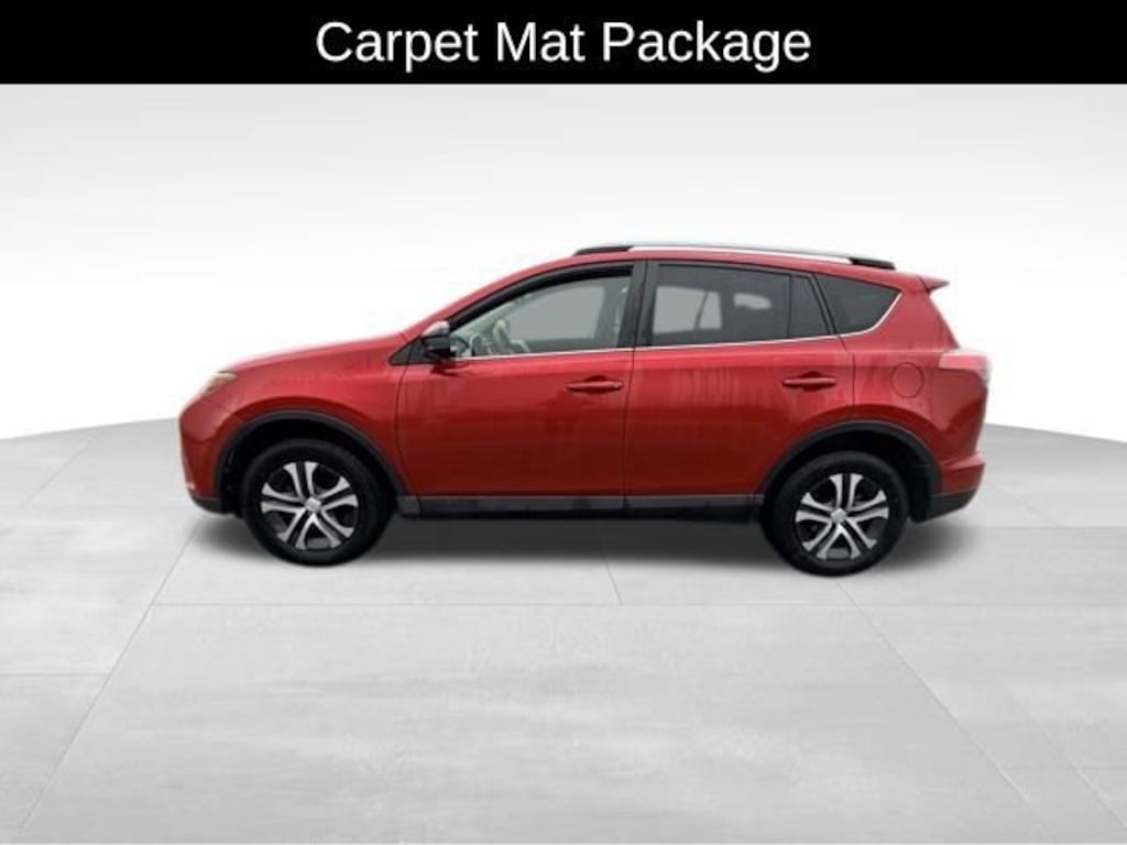Used 2017 Toyota RAV4 LE SUV