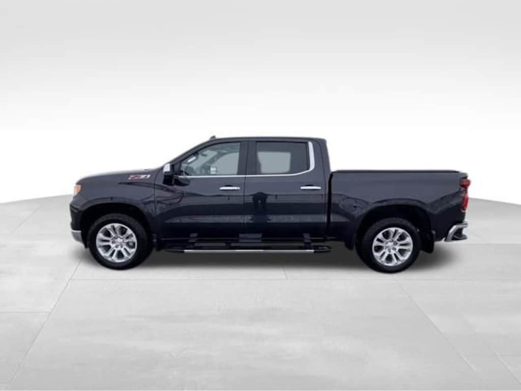 Used 2022 Chevrolet Silverado 1500 LTZ Truck Crew Cab