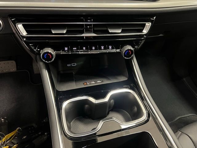 2026 Chevrolet Traverse LT - Photo 10