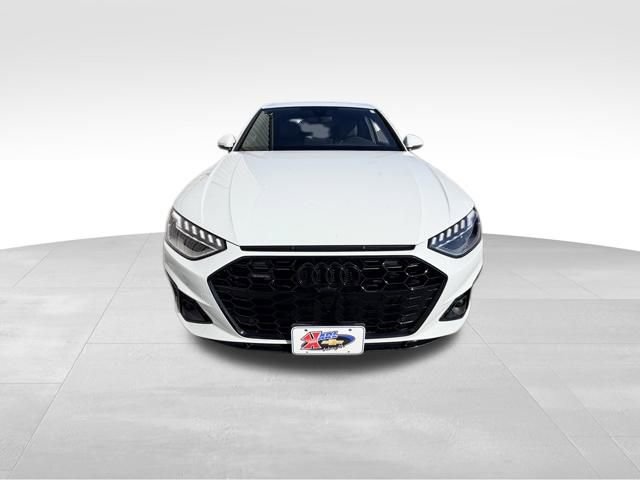 2021 Audi A4 Premium Plus 45 TFSI S line Quattro photo 3