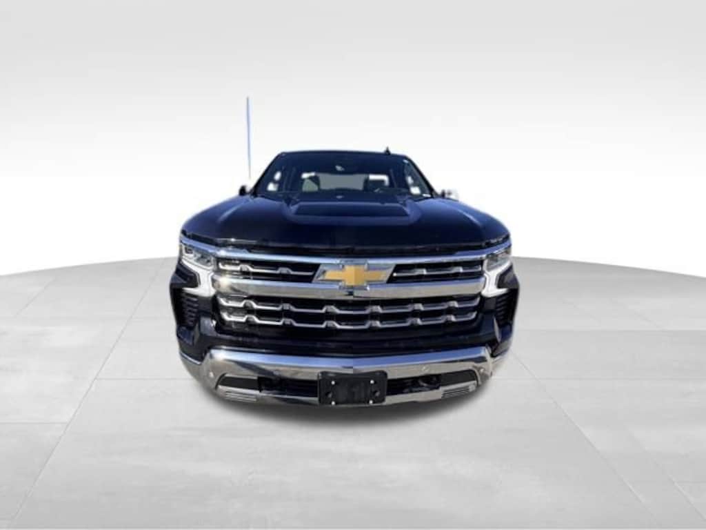 Used 2022 Chevrolet Silverado 1500 LTZ Truck Crew Cab