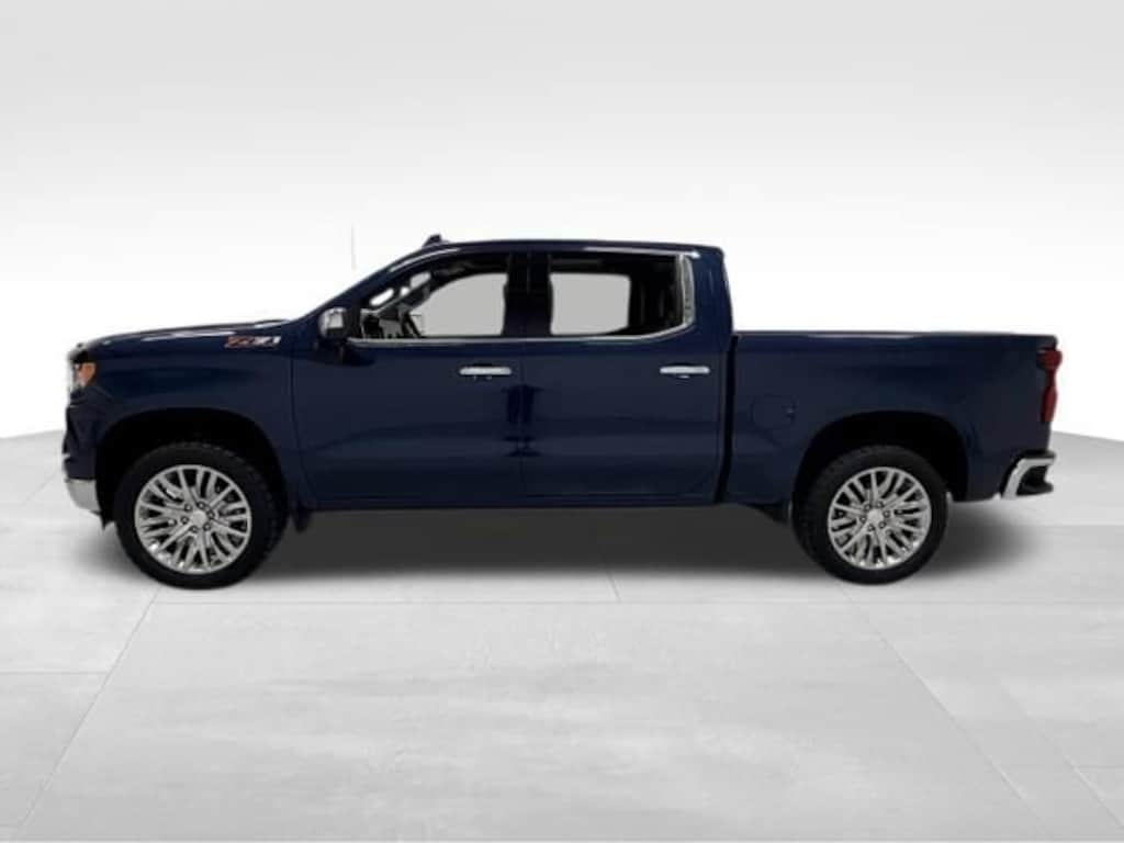 Used 2022 Chevrolet Silverado 1500 LTZ Truck Crew Cab