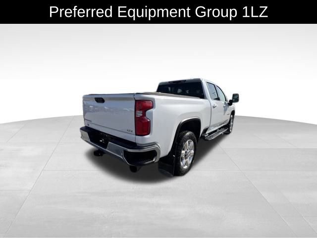 2022 Chevrolet Silverado 2500HD LTZ photo 2