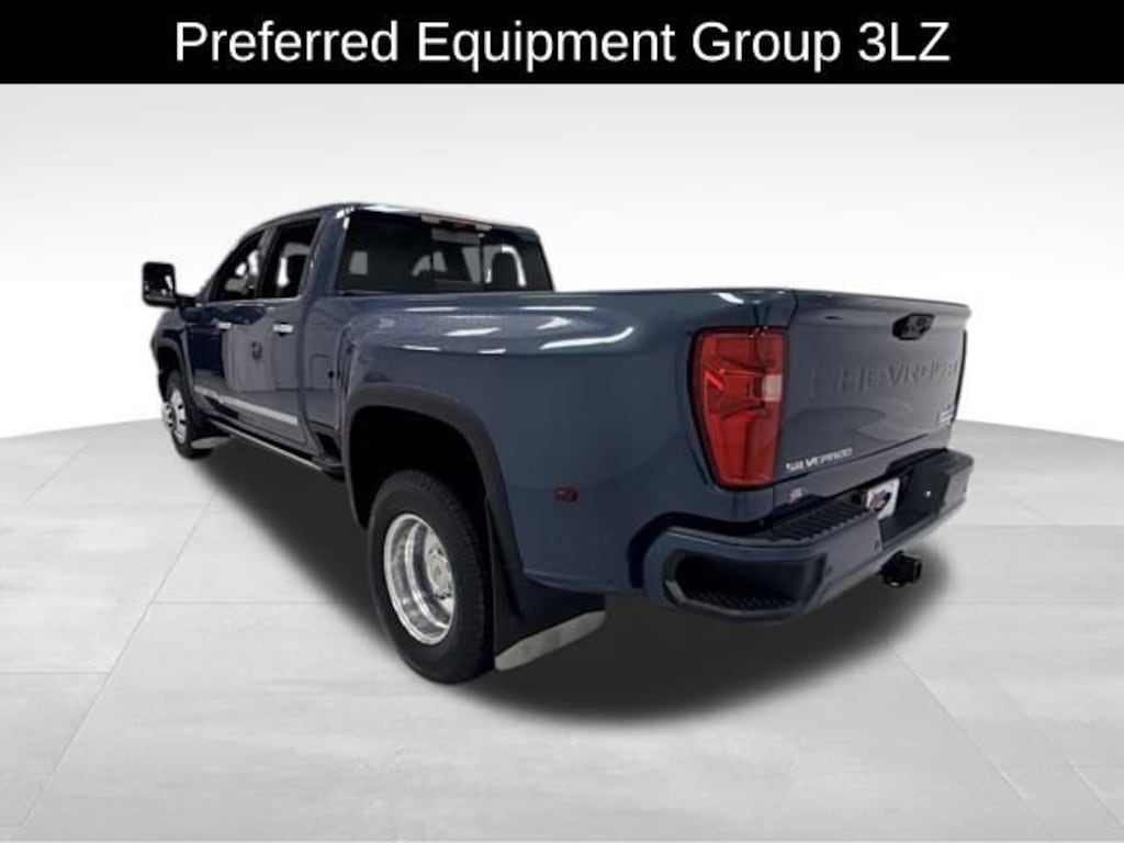 Used 2026 Chevrolet Silverado 3500 HD High Country DRW Truck Crew Cab