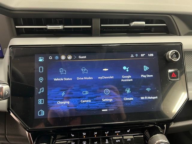 2027 Chevrolet Bolt LT - Photo 9