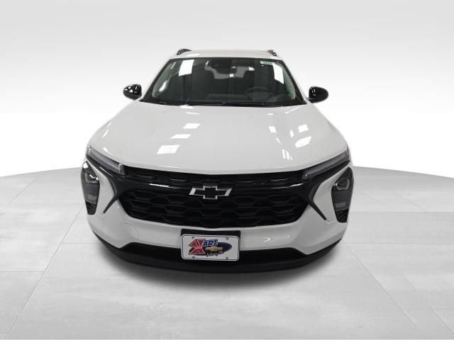 2026 Chevrolet Trax LT - Photo 8