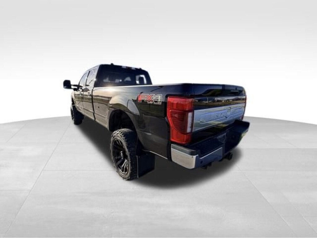 Used 2022 Ford F-350 King Ranch Truck Crew Cab