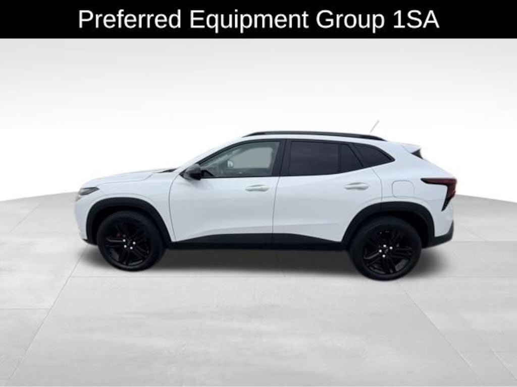 Used 2025 Chevrolet Trax Activ SUV