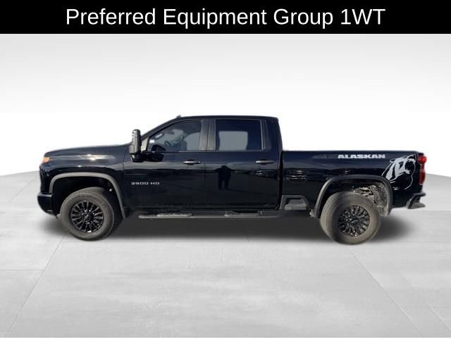 2024 Chevrolet Silverado 3500HD photo 2