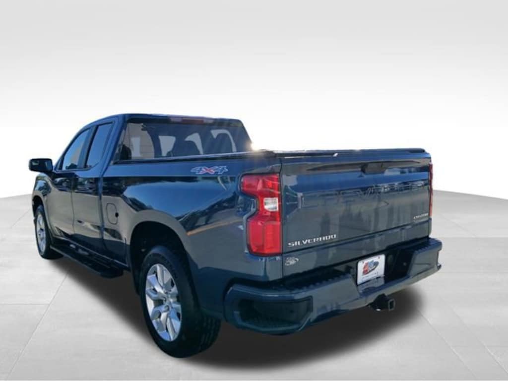 Used 2020 Chevrolet Silverado 1500 Custom Truck Double Cab