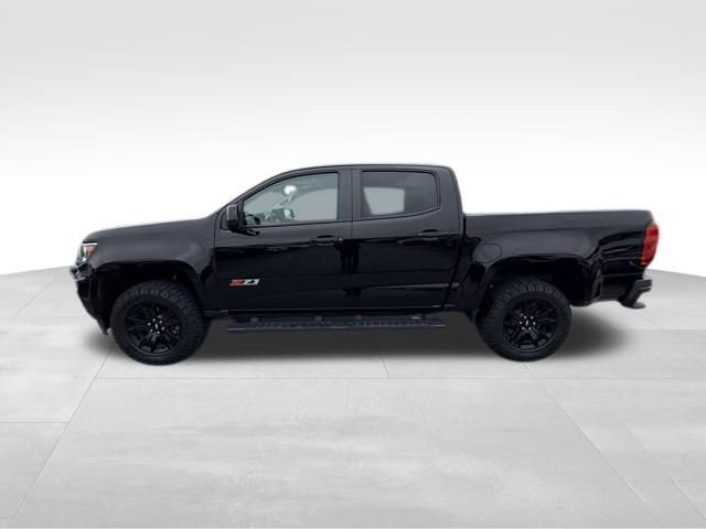 2022 Chevrolet Colorado Z71 photo 2