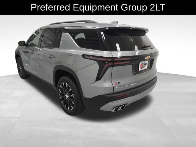 2025 Chevrolet Traverse photo 3