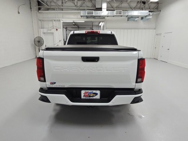2025 Chevrolet Colorado Work Truck LT photo 3