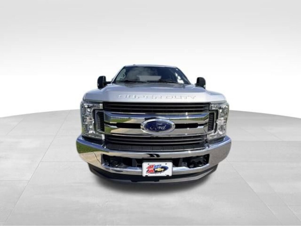 Used 2019 Ford F-250 XLT Truck Crew Cab