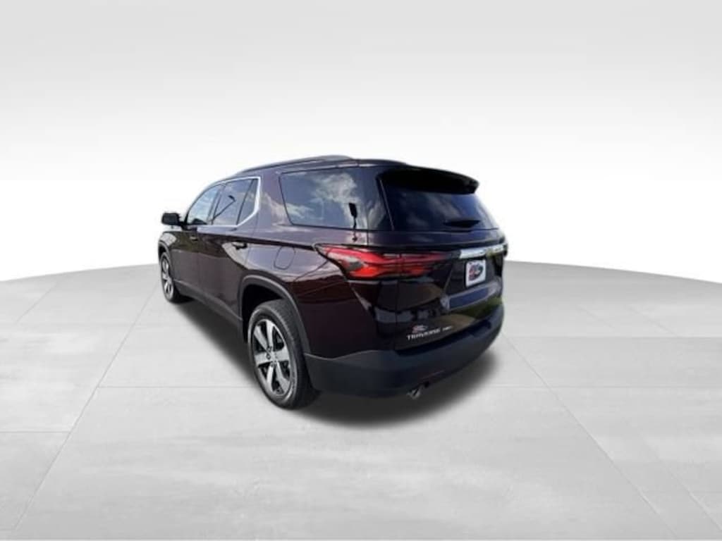 Used 2023 Chevrolet Traverse LT Leather SUV