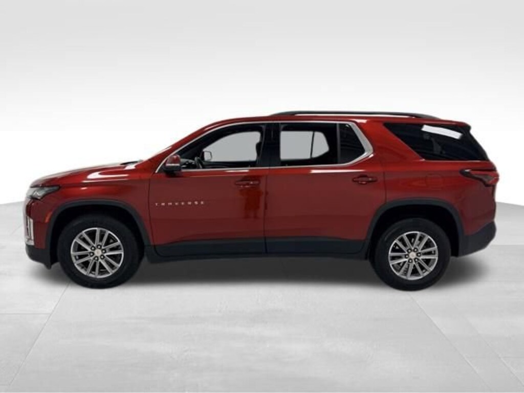 Used 2023 Chevrolet Traverse LT Cloth SUV