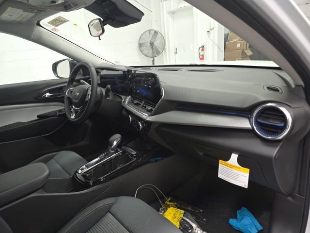 2026 Chevrolet Trax LT - Photo 26
