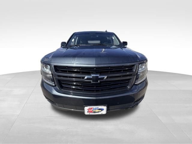 2019 Chevrolet Suburban Premier photo 2