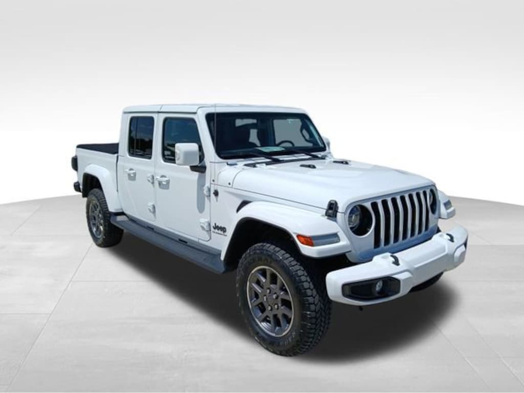 Used 2022 Jeep Gladiator High Altitude 4x4 Truck Crew Cab