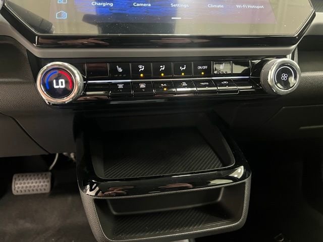 2027 Chevrolet Bolt LT - Photo 10