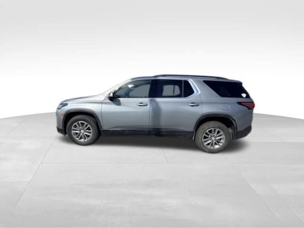 Used 2023 Chevrolet Traverse LT Cloth SUV