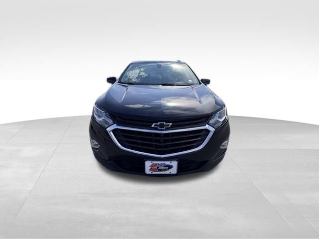 2019 Chevrolet Equinox LT photo 2