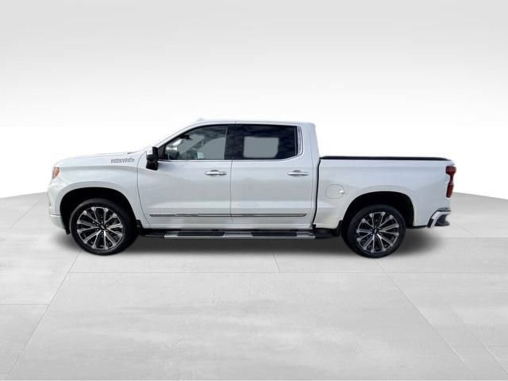 Used 2025 Chevrolet Silverado 1500 High Country Truck Crew Cab
