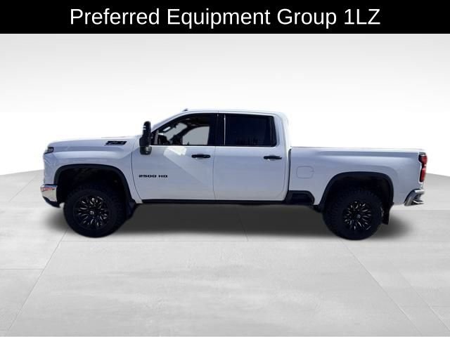 2025 Chevrolet Silverado 2500HD LTZ photo 3