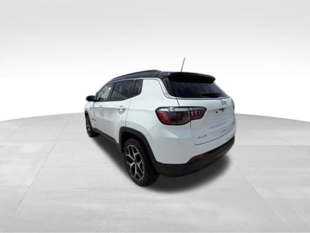 Used 2025 Jeep Compass Limited 4x4 SUV
