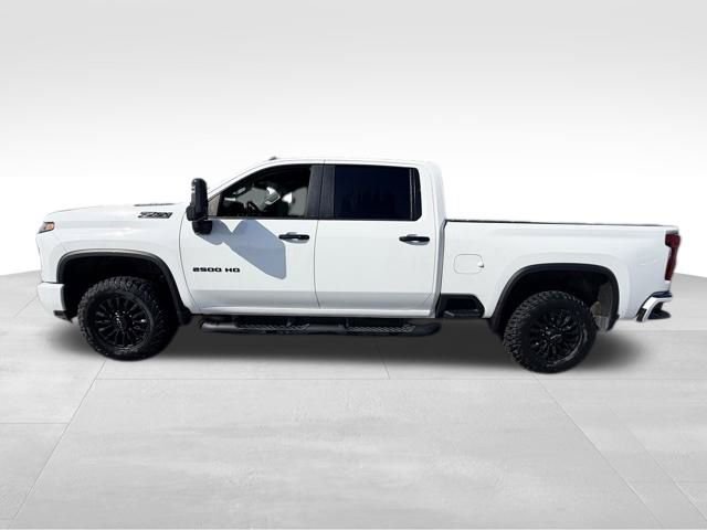 2024 Chevrolet Silverado 2500HD LT photo 3