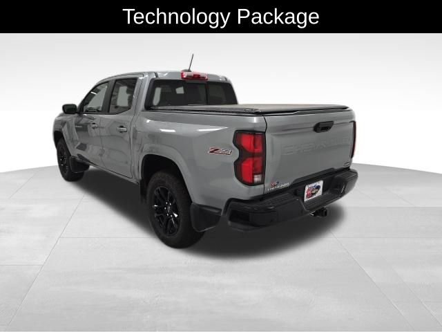 2025 Chevrolet Colorado Z71 photo 3