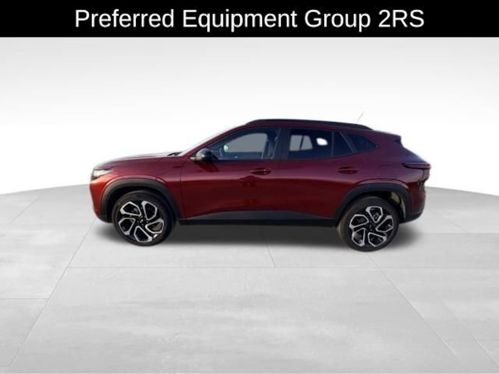 Used 2025 Chevrolet Trax 2RS SUV