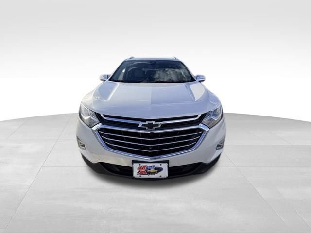 2020 Chevrolet Equinox Premier photo 2