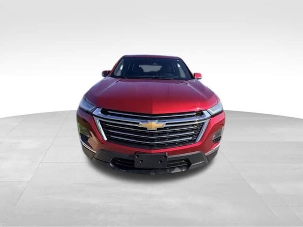 Used 2023 Chevrolet Traverse LT Cloth SUV