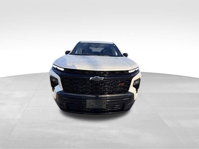 2025 Chevrolet Traverse RS photo 2