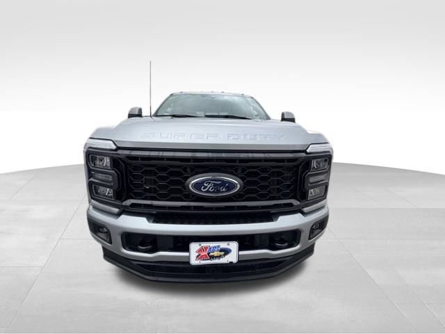 2023 Ford F-250 Lariat photo 3